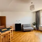 Charming 1 Bedroom Flat In Finsbury Park